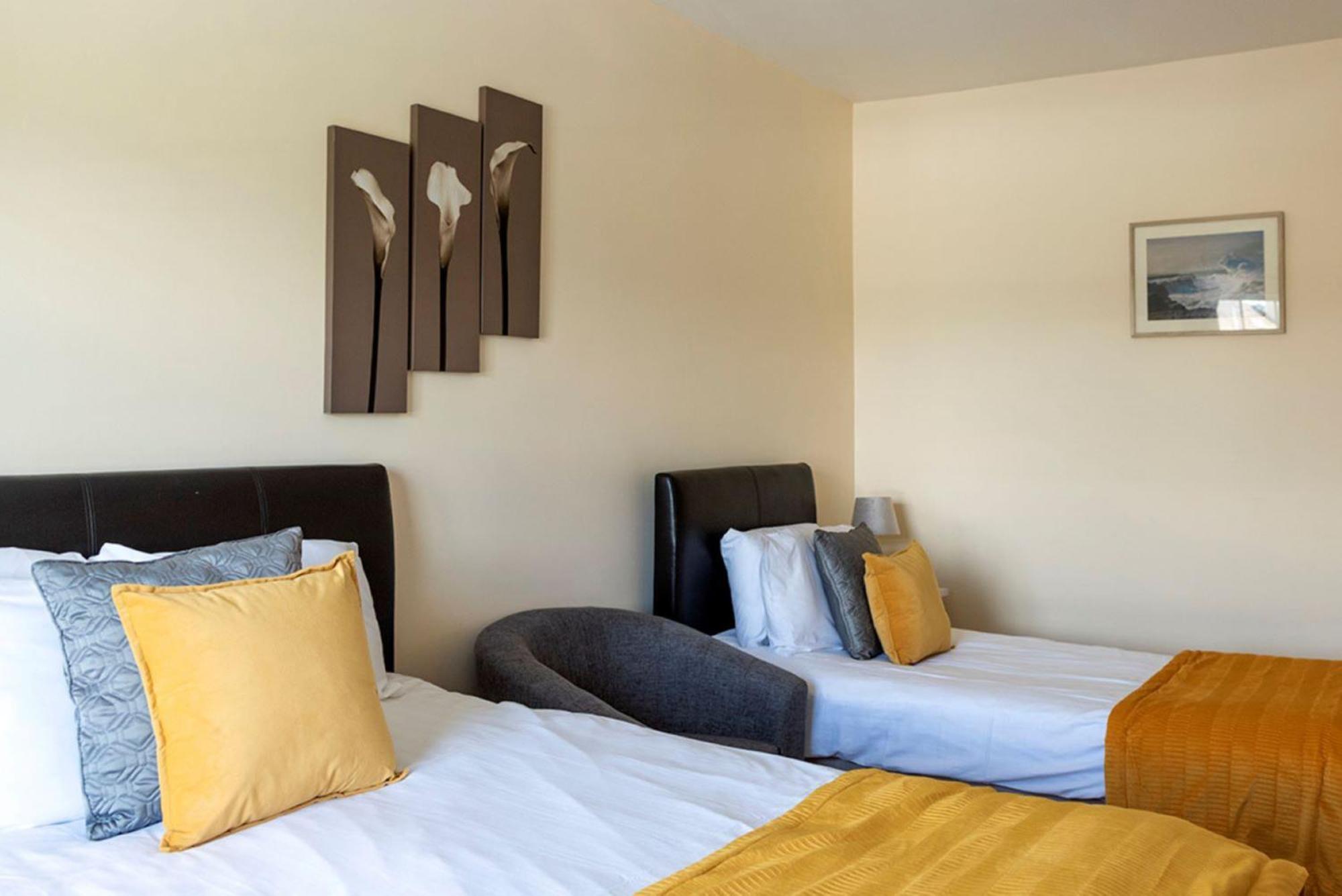 Bunhovil - 2 Bedroom Bungalow Бундоран Екстериор снимка